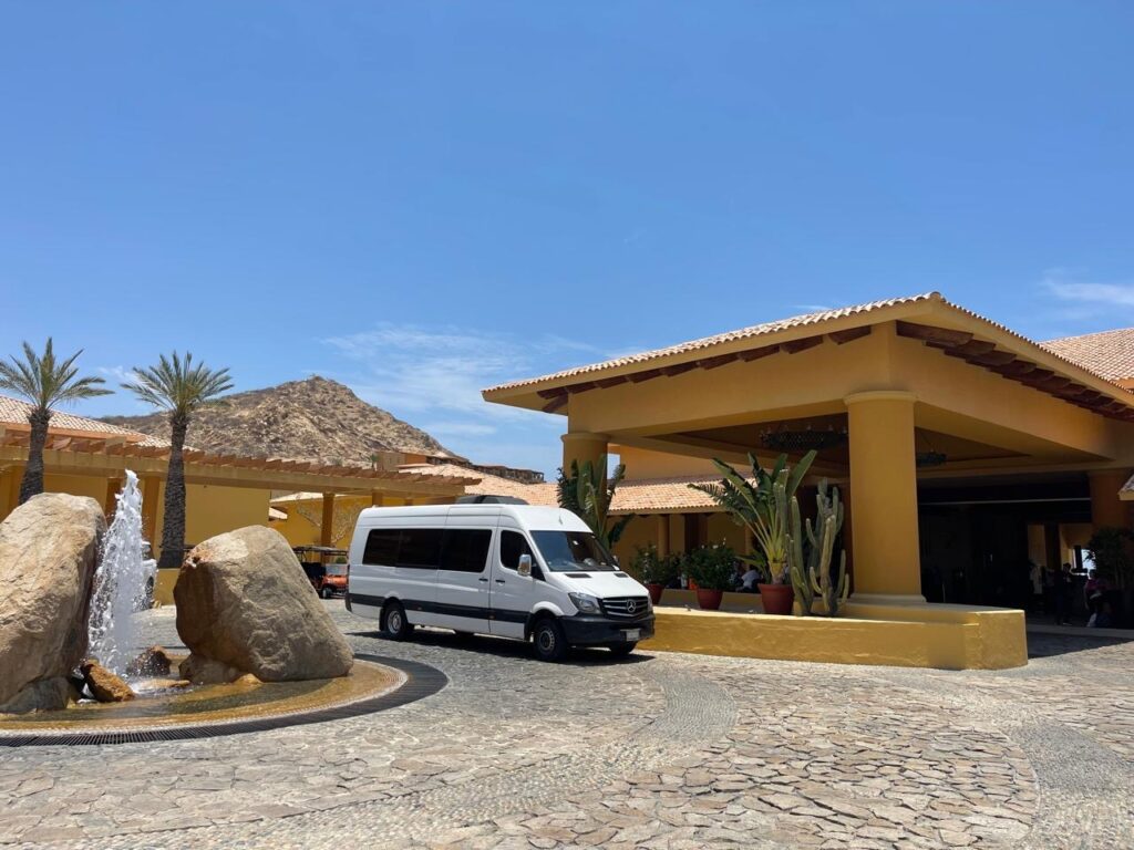 Cabo San Lucas Shuttle